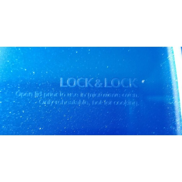 Lock & lock glass loaf pan with secure locking cover - Picture 3 of 10